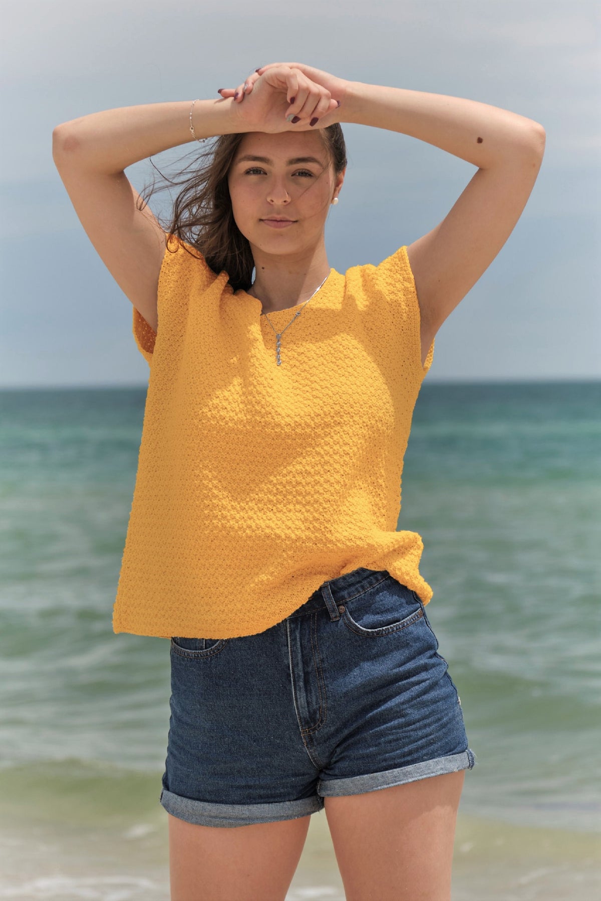 T-SHIRT - knitting pattern #132, ecru