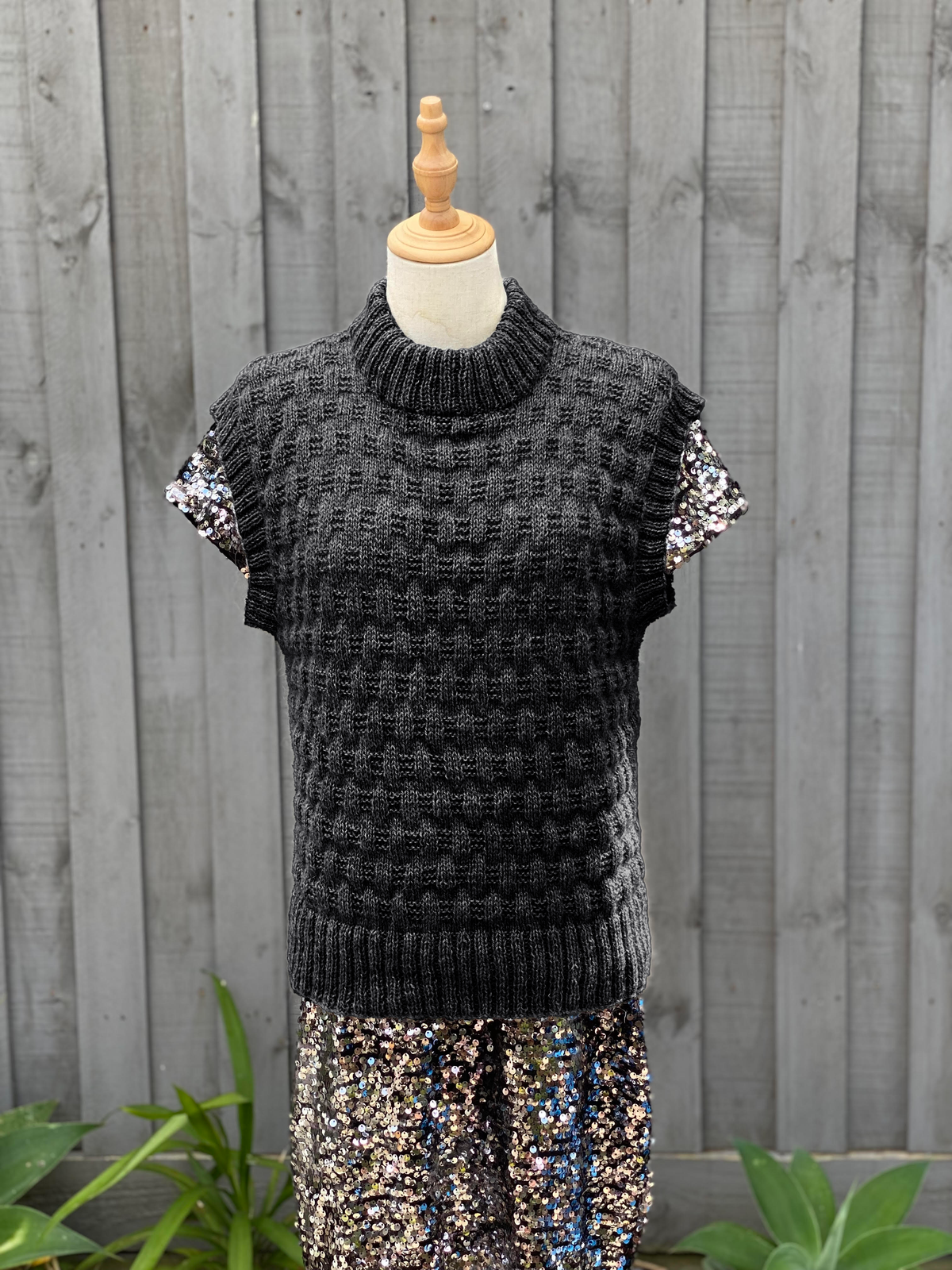 #169 BUBBLE VEST - Anette Eriksson Design