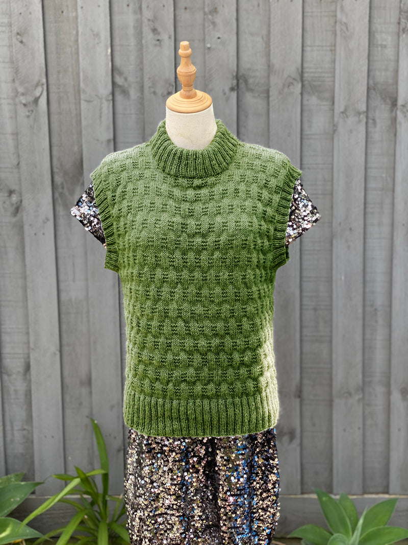 BUBBLE VEST - knitting pattern #169, green