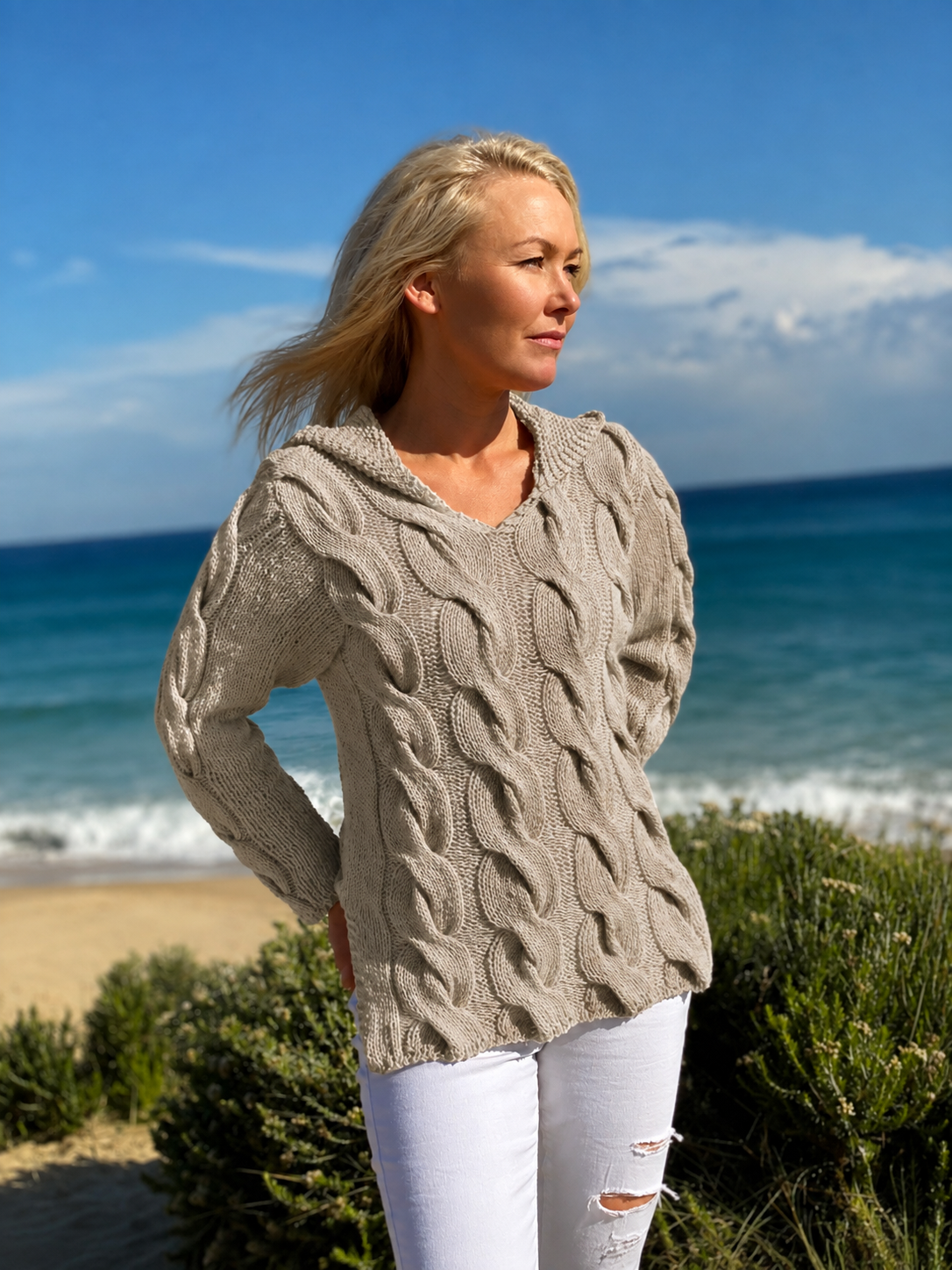 HILLEVI - Hooded Sweater #172