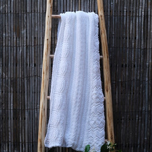 LACE THROW - #208