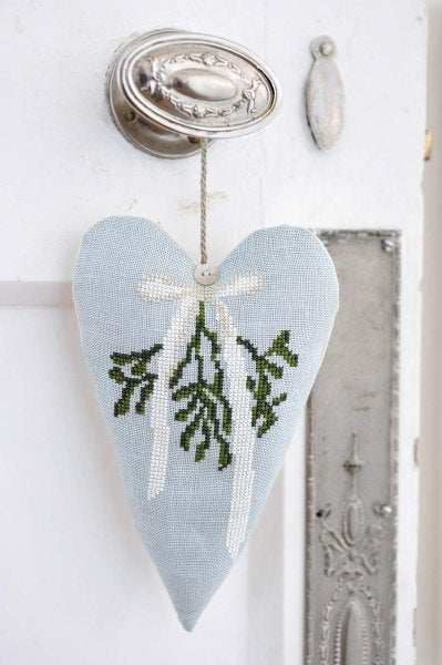 WREATH - Cross stitch kit